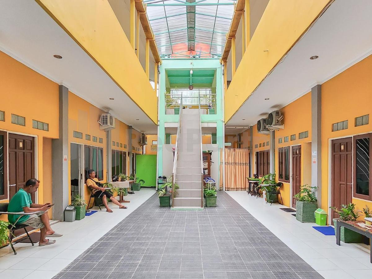 Hotel Griya Tambun Raya Redpartner Tumbangrungan Exterior foto